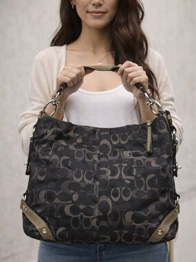 Coach Carly Large Multi Silver/Black Hobo Bag GUC